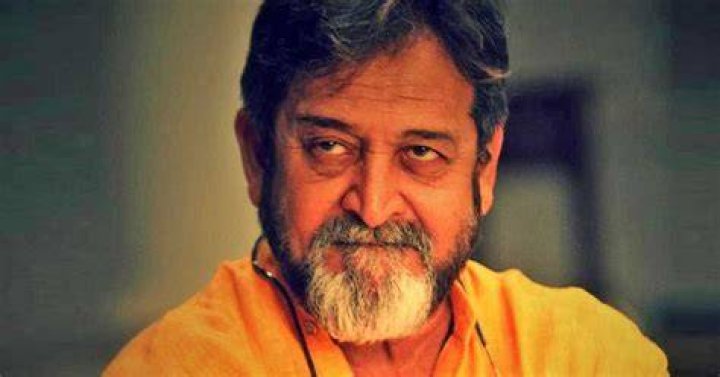 Actor Mahesh Manjrekar as doctor