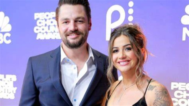 Chayce Beckham with his sister and father