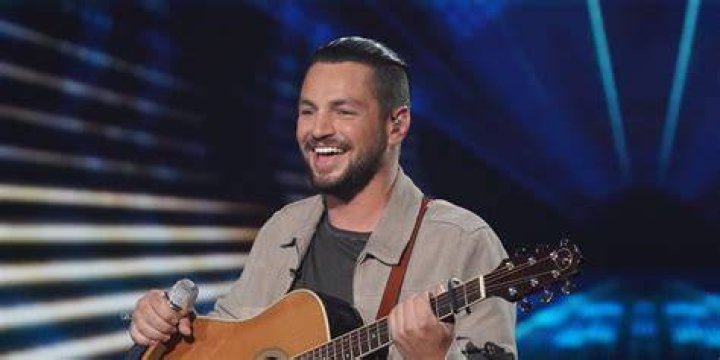 Chayce Beckham won American Idol Season 19