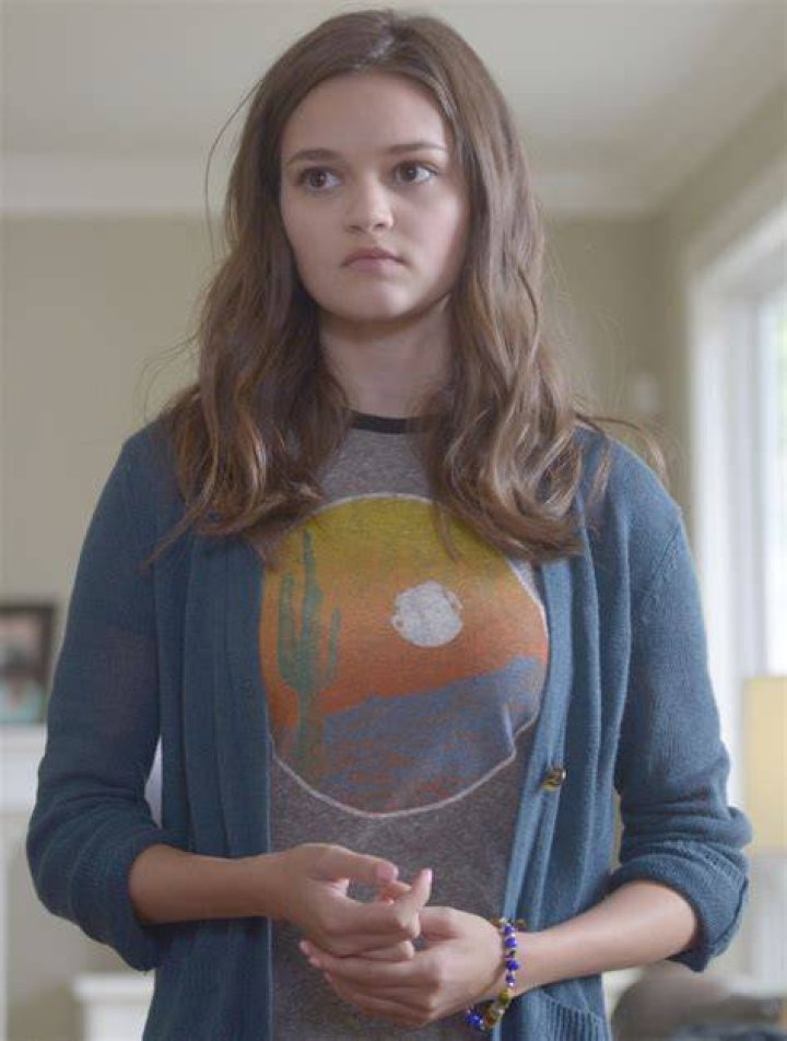 Ciara Bravo traveling with her friends