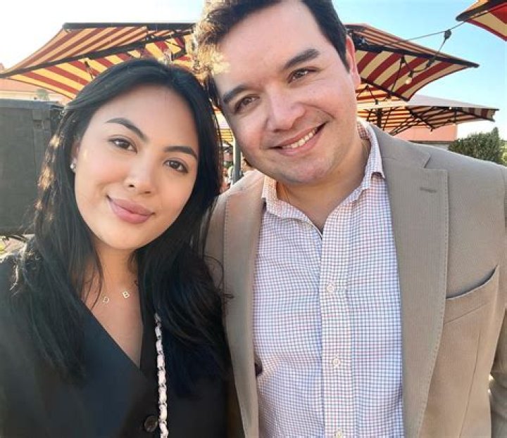 Dominique Cojuangco and Michael Hearn got engaged on 14 October 2021