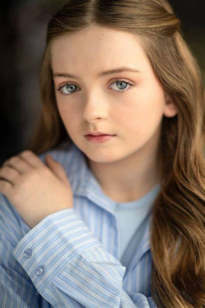 Emma Oliver Boyfriend Name & Relationships
