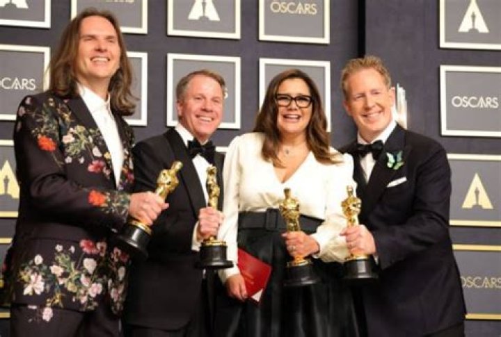 Encanto producers and directors won Oscar