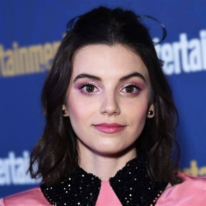 Height of Francesca Reale