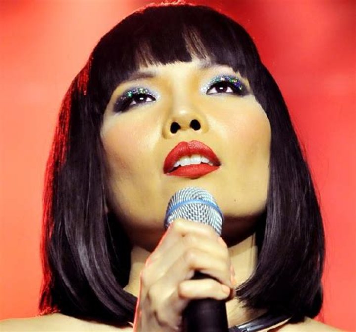 How tall is Dami Im
