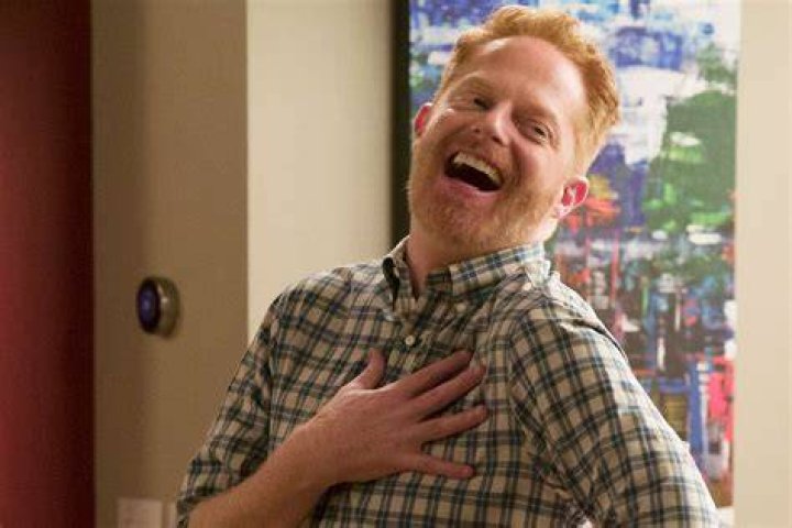 How tall is Jesse Tyler Ferguson