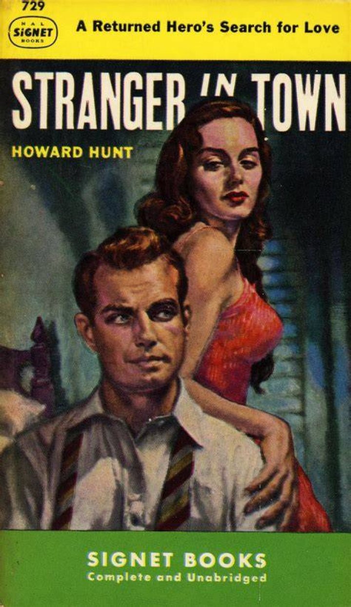 Hunt Stranger Signet