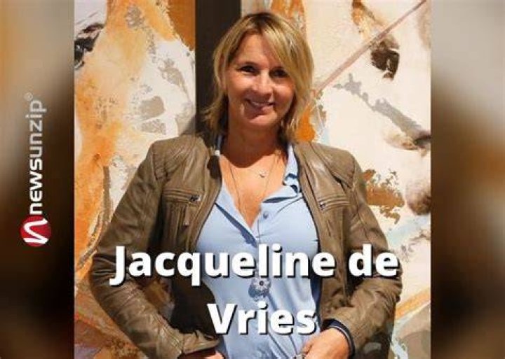Jacqueline de Vries appeared on Style 035 magazine