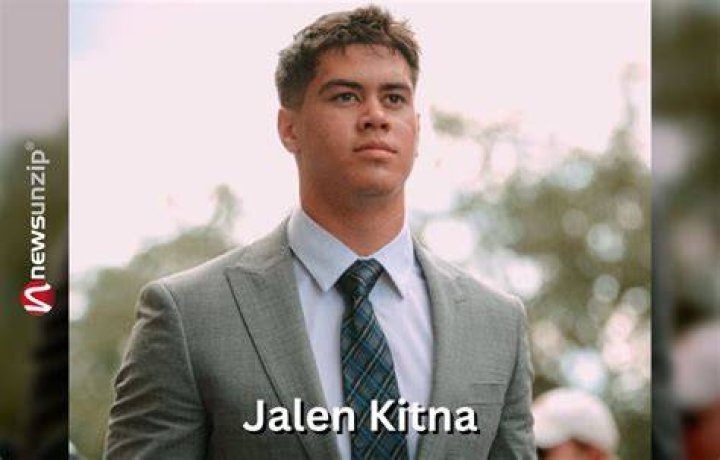Jalen Kitna with his father mother sisters and brothers