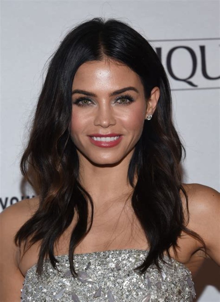 Jenna Dewan Net Worth, Posing on the Red Carpet at Power Women Summit
