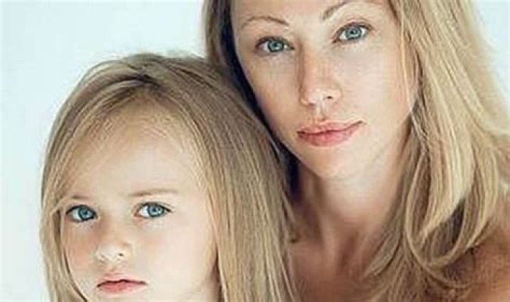 Kristina Pimenova with her mother