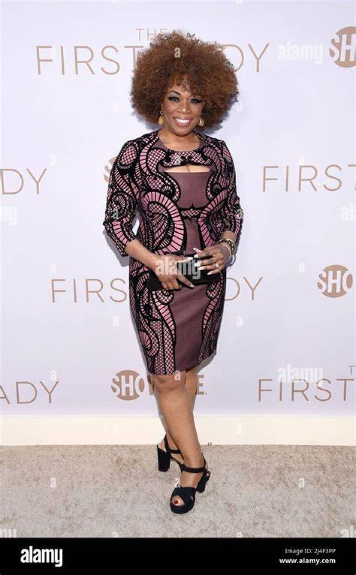 LOS ANGELES - APR 6: Regina Hall at the Barbershop - The Next C