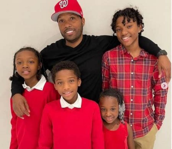 Mendeecees Harris with his children