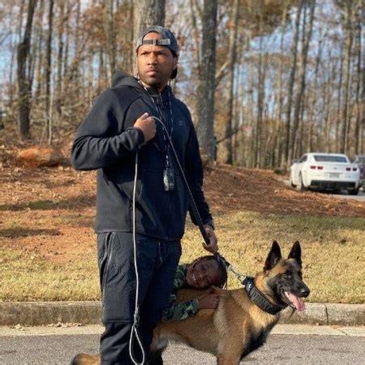 Mendeecees Harris with his pet dog
