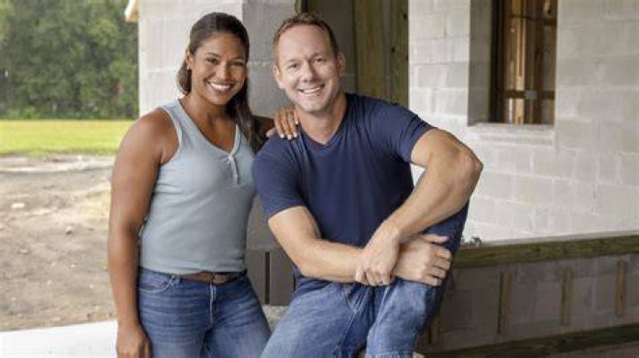 Mika and Brian Kleinschmidt appeared in HGTV's show 100 Day Dream Home