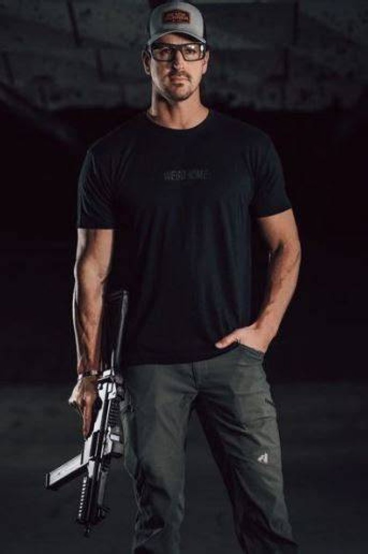 Neal Currey height