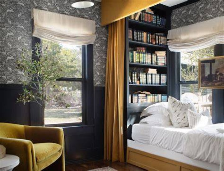 Room In A Box Compact Picture