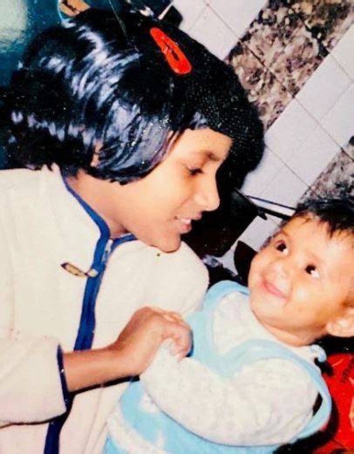 Samreen Ali with her sister and brother
