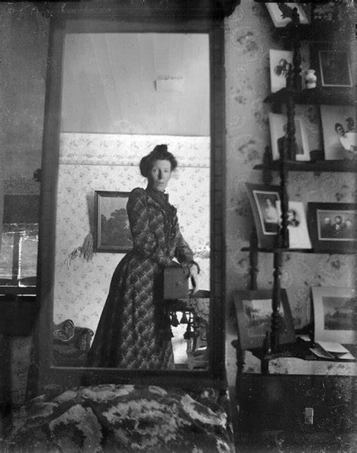 Selfie History 1900