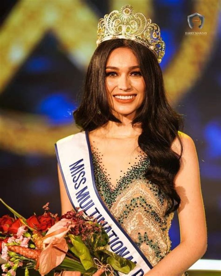 Shaila Rebortera's Childhood photo