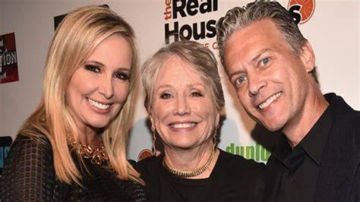 Shannon Beador childhood picture with her mother