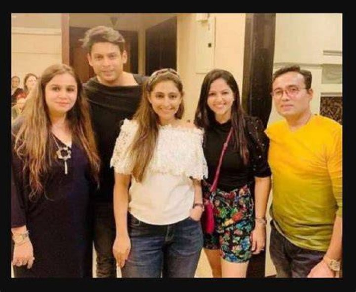 Sidharth Shukla Sister & Family