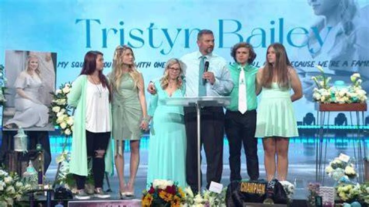 Tristyn Bailey siblings