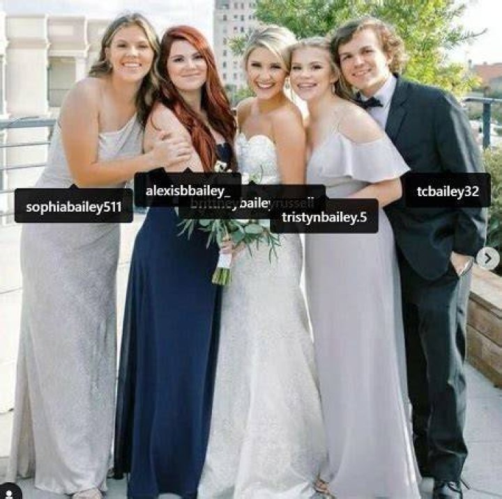 Tristyn Bailey with four siblings