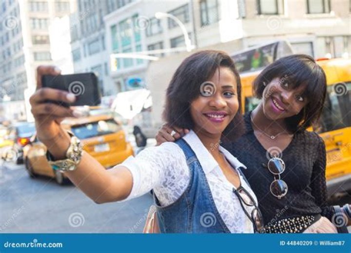 Women In A New York Diner