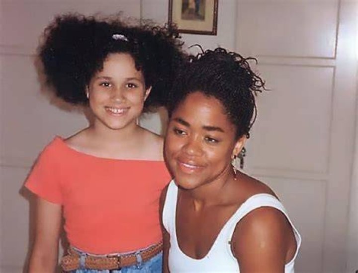 Young Bria with her mom and siblings