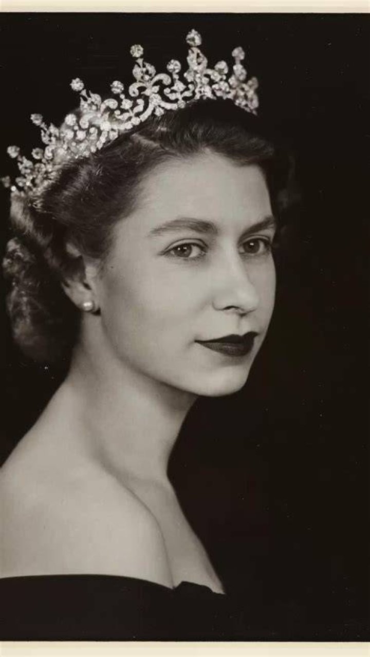 Young Queen Elizabeth II With Prince Andrew